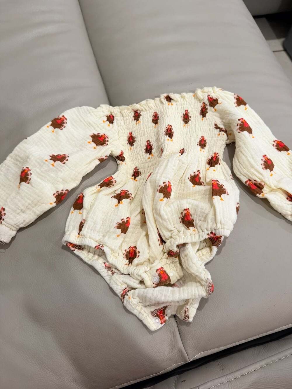 Turkey Print Long Sleeve Frill Smocked Romper Size 18/24m make offer!
